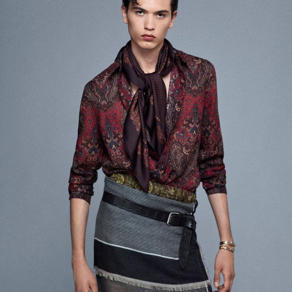 CYBER SALE ‼️  NWT SAINT LAURENT Paisley Silk Twill Square Scarf - Picture 3 of 5